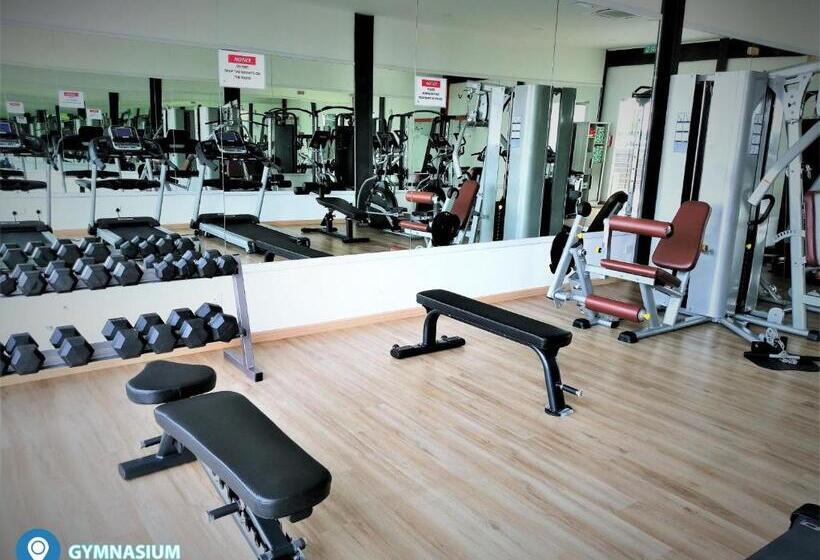 호텔 Desa Selatan Resort