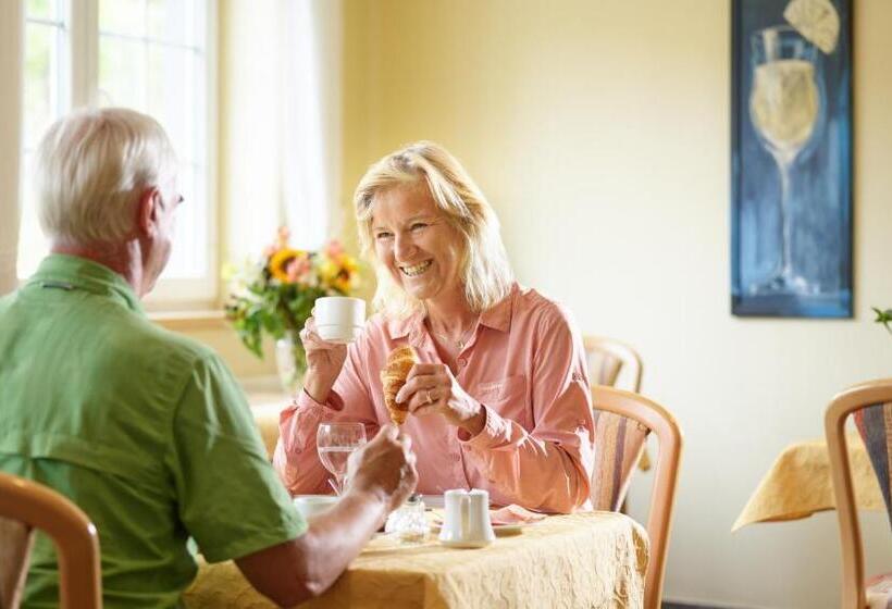 ペンション Gästehaus Lenartz Beth