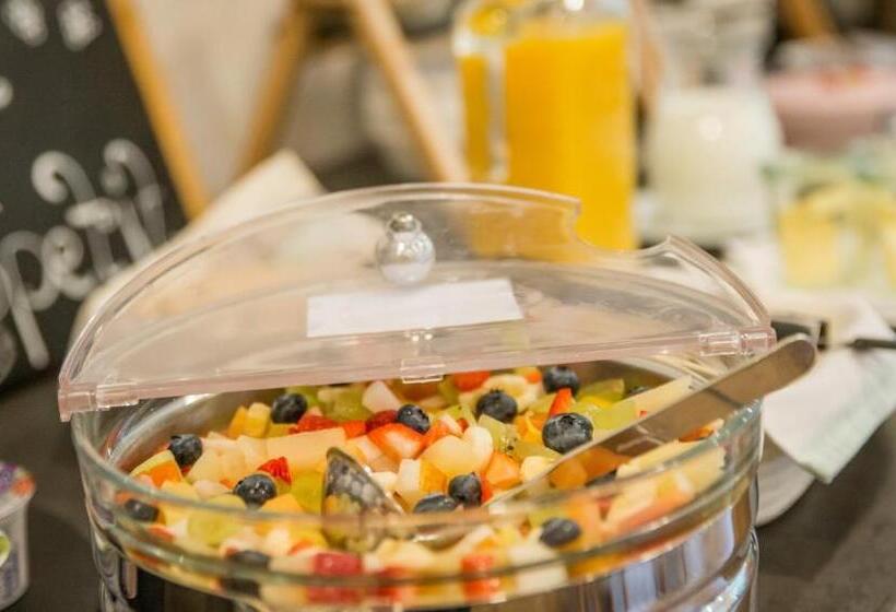 ペンション Weingut Erich Serwazi