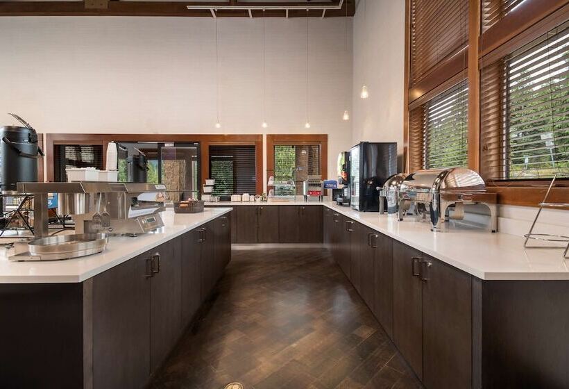 호텔 Best Western Mt. Hood Inn