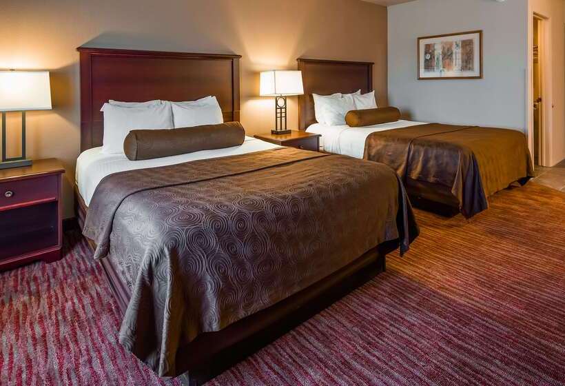 هتل Best Western Plus Concord Inn