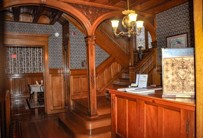 בית מלון כפרי The Old Library Inn Bed & Breakfast