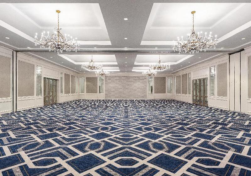 هتل Omni Las Colinas