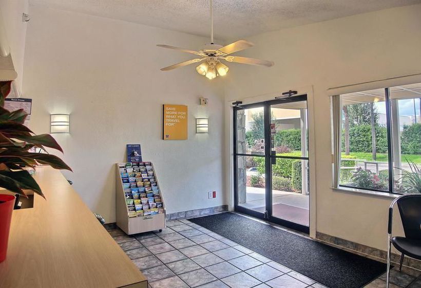 Motel 6 Palm Bay