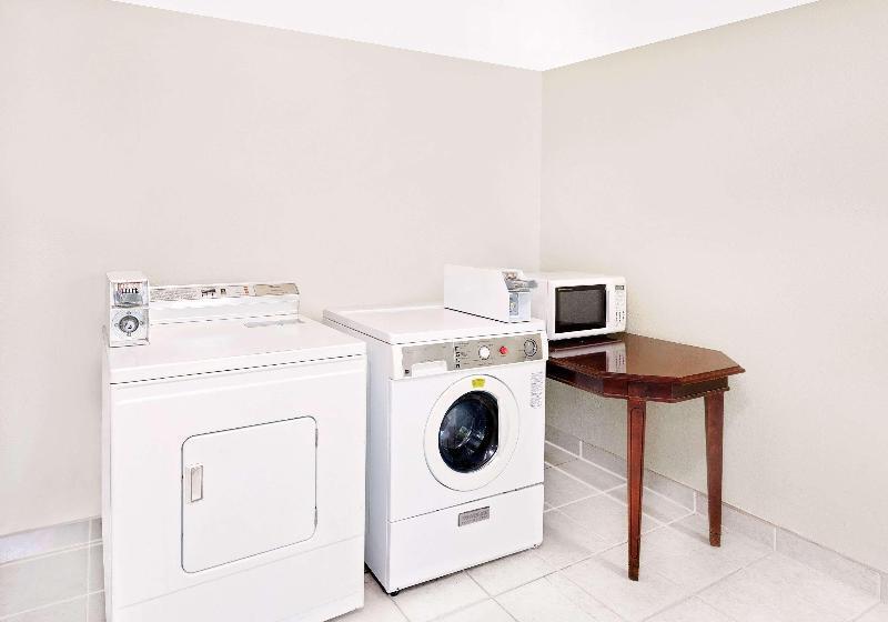 مُتل Knights Inn Bridgeport Frankenmuth