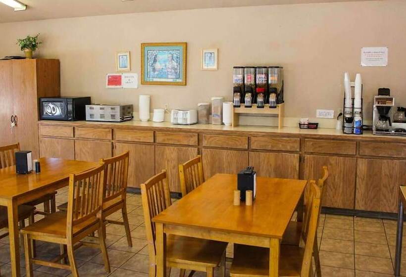 モーテル Oakhill Inn And Suites