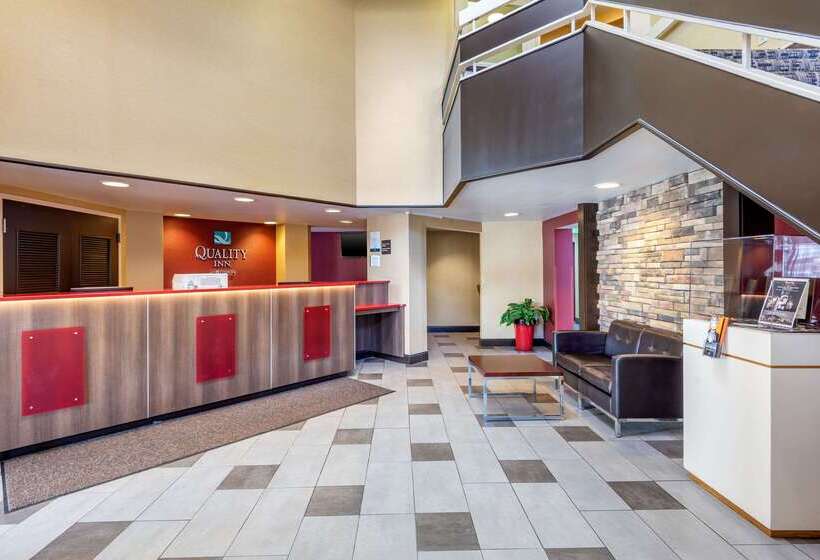 فندق على الطريق Quality Inn Falconer  Jamestown