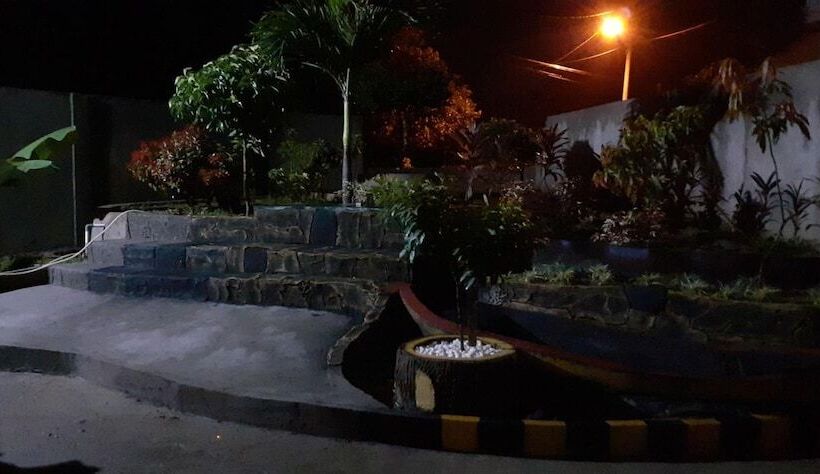 پانسیون Almira Homestay