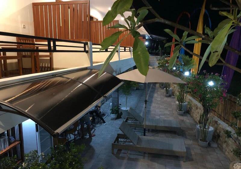پانسیون Derose Guest House