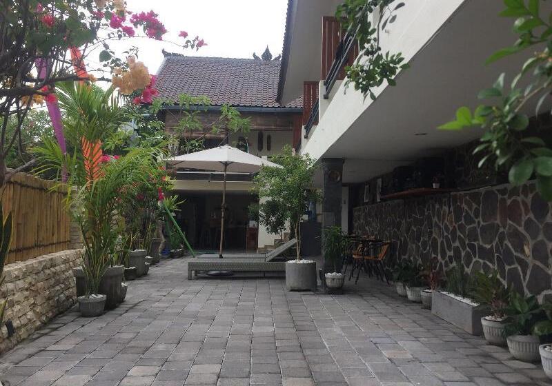 پانسیون Derose Guest House