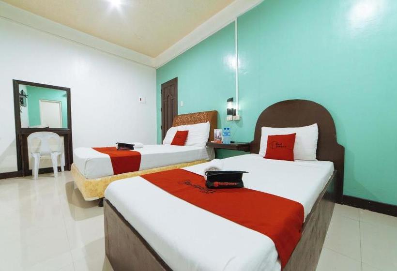 פנסיון Reddoorz @ Labangal General Santos