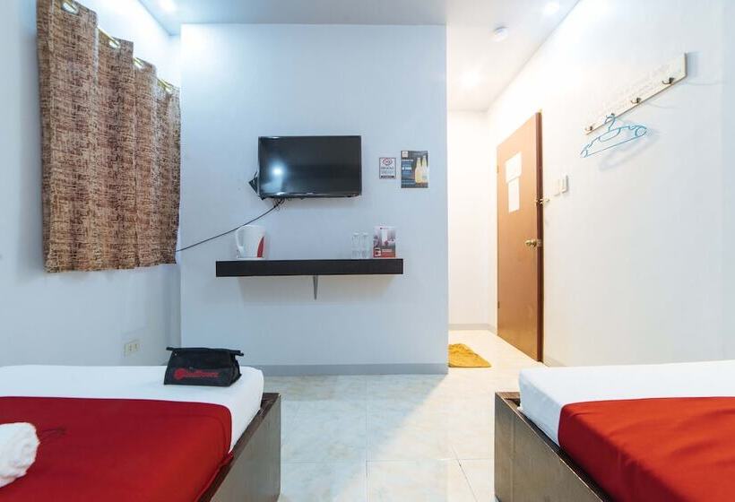 פנסיון Reddoorz Near Notre Dame Of Dadiangas University