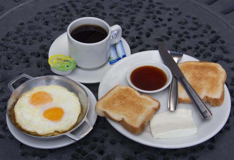 Casa Hotel El Compadre