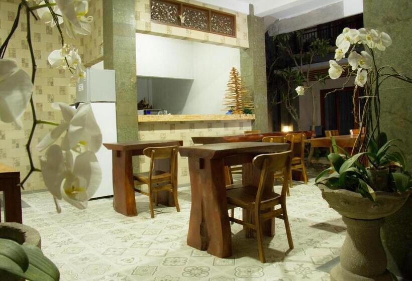 هتل D Sarian Seminyak