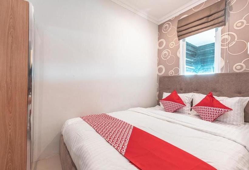 Hotel Oyo 2082 D  Teras