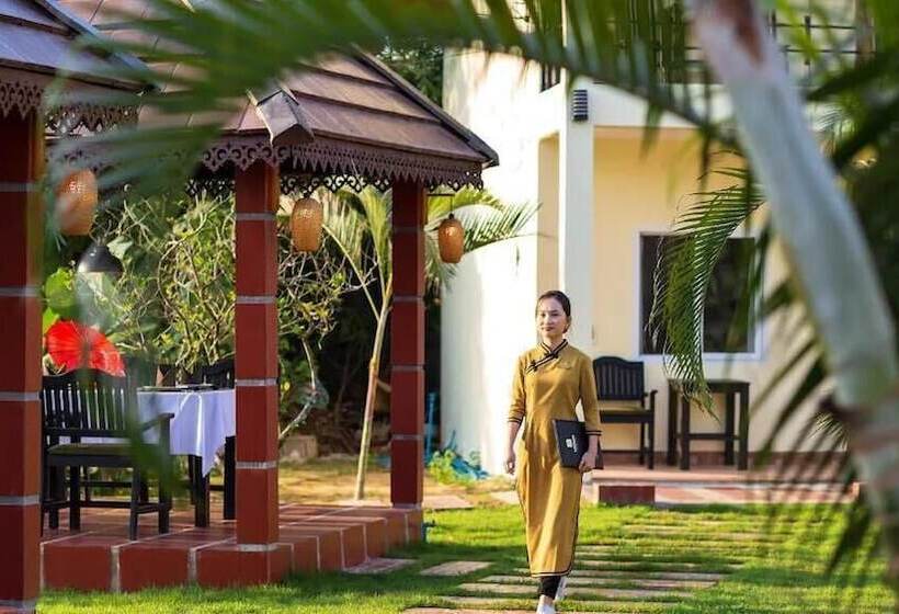 هتل Sansan Resort