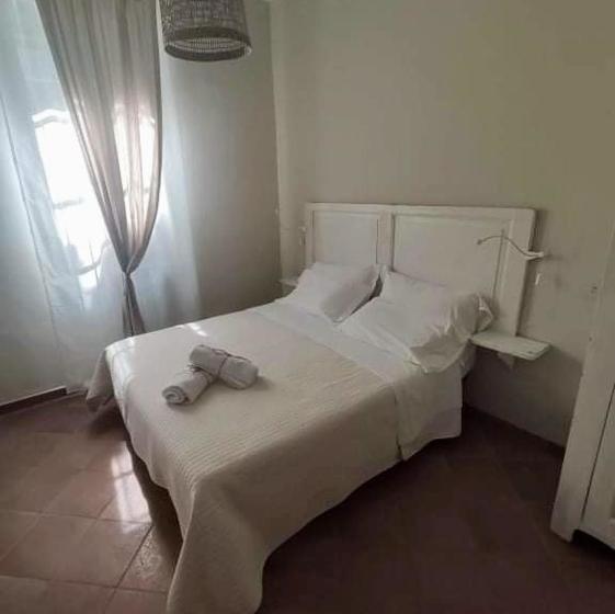 مبيت وإفطار Villa Blanco's