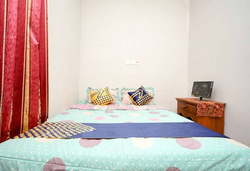 בית מלון כפרי Spot On 2327 Dome