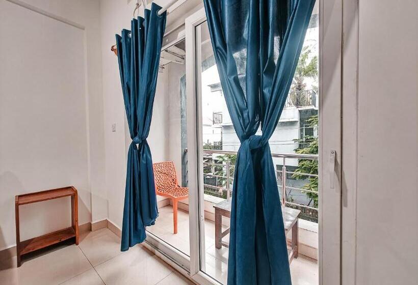 هتل Vibes Inn