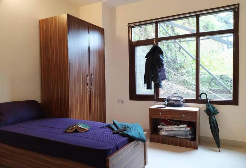 فندق صغير Shimla Gypsy   Home Stay