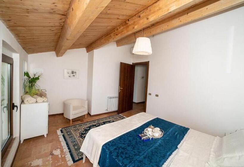 فندق Agriturismo Podere Coldifico