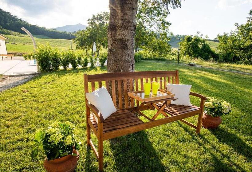 فندق Agriturismo Podere Coldifico