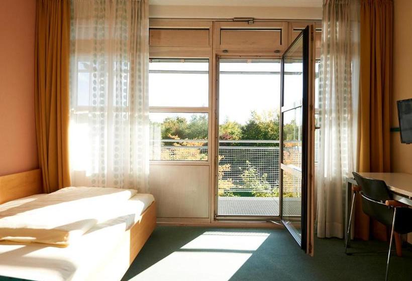 هتل Sportschule Oberhaching