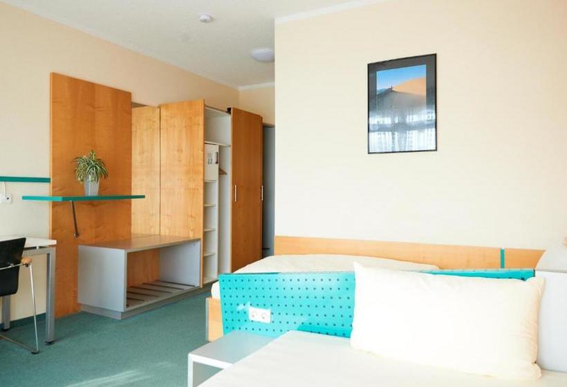 هتل Sportschule Oberhaching