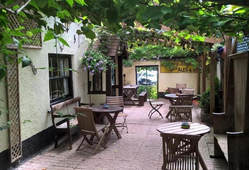 ユースホステル The Butterleigh Inn