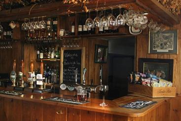 هاستل The Butterleigh Inn