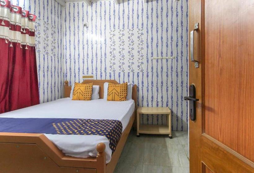 בית מלון כפרי Spot On 65418 Kcr Garden