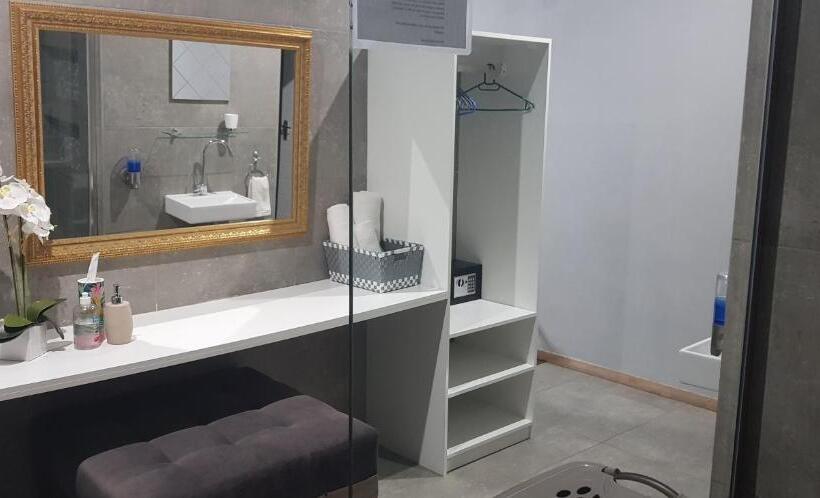 פנסיון The Retreat Guesthouse