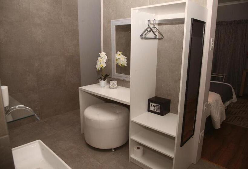 פנסיון The Retreat Guesthouse