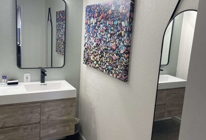 فندق Americas Best Value Inn Polson