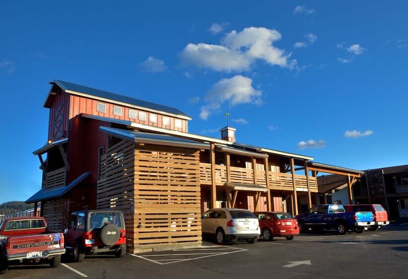 호텔 Cousin S Country Inn