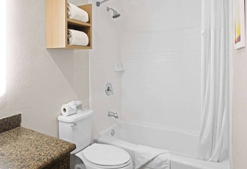 בית מלון כפרי Days Inn By Wyndham San Diegoeast/el Cajon