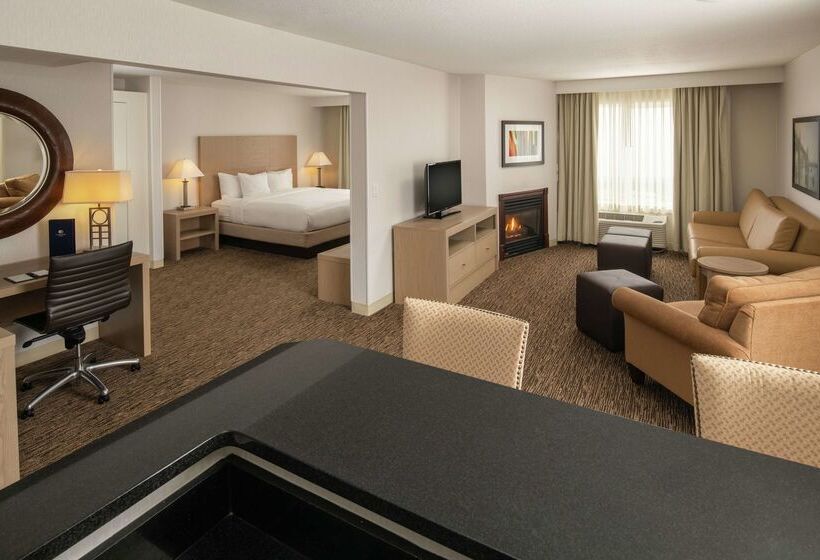 فندق Doubletree By Hilton Portland Tigard