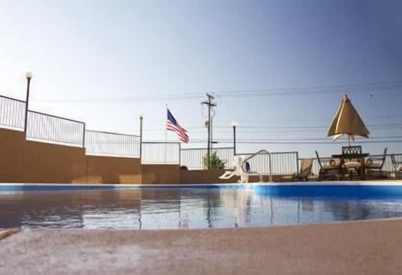 فندق Grand View Inn & Suites