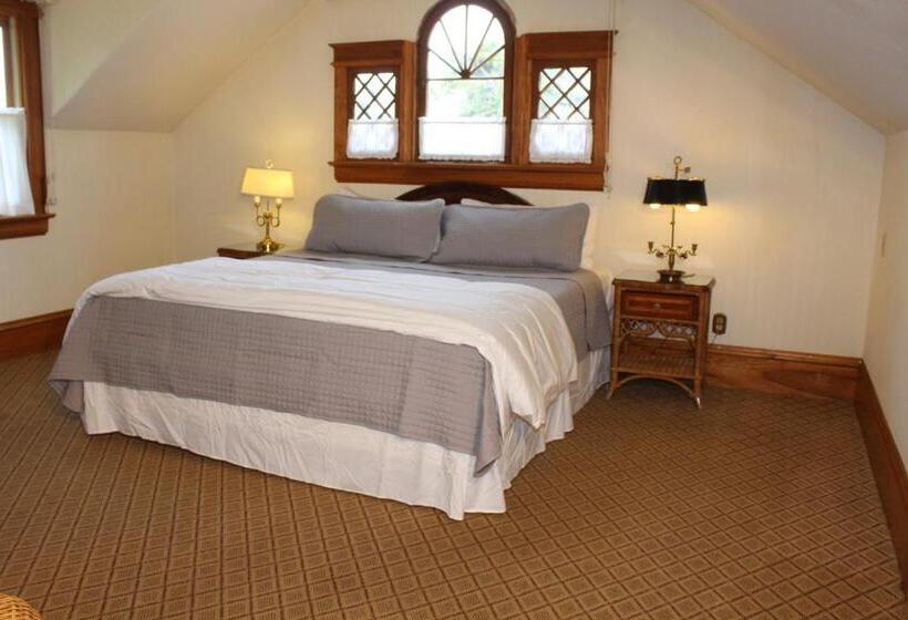 هتل Pacific Grove Inn