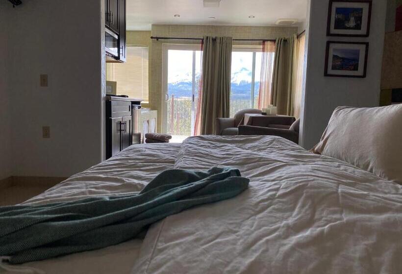ホテル Pikes Peak Paradise Bed And Breakfast