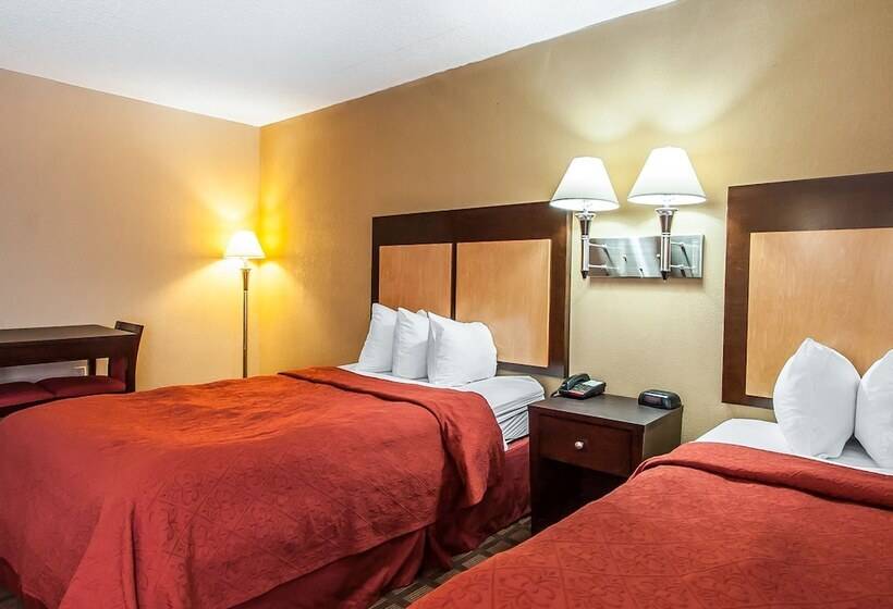 هتل Spark By Hilton Tuscaloosa University