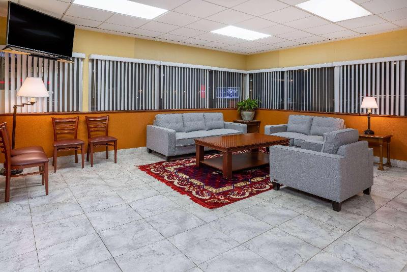 فندق Ramada By Wyndham Rome / Verona