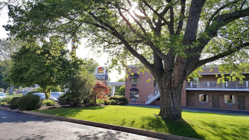 هتل South Shore Inn