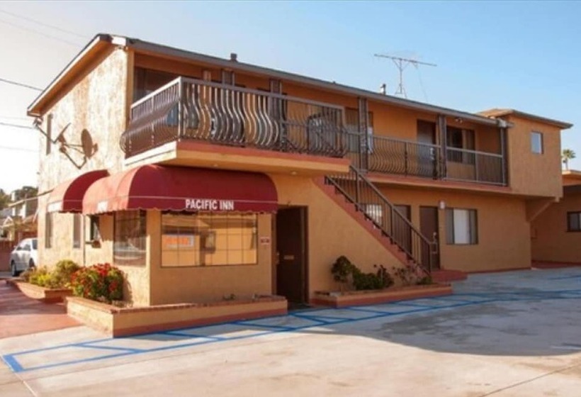 Мотель Pacific Inn & Suites