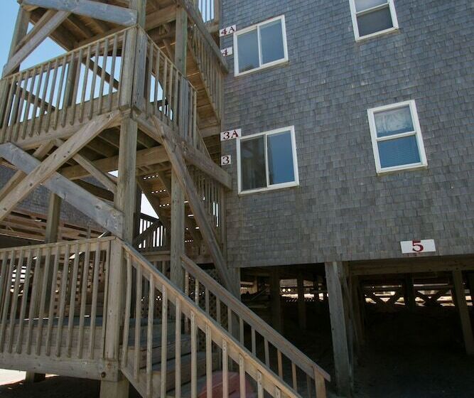 Outer Banks Motel
