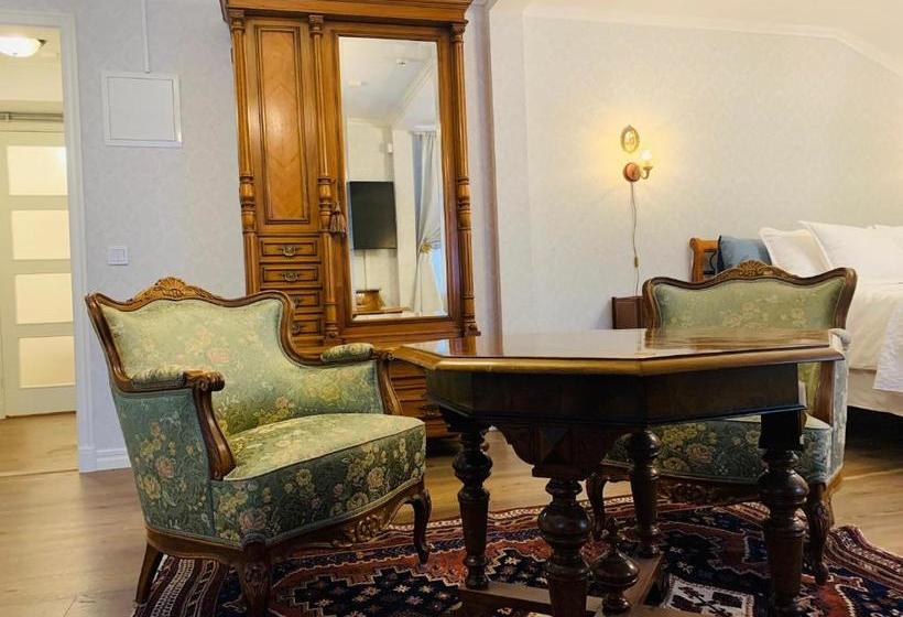 צימר Herrgardshotellet I Laxå