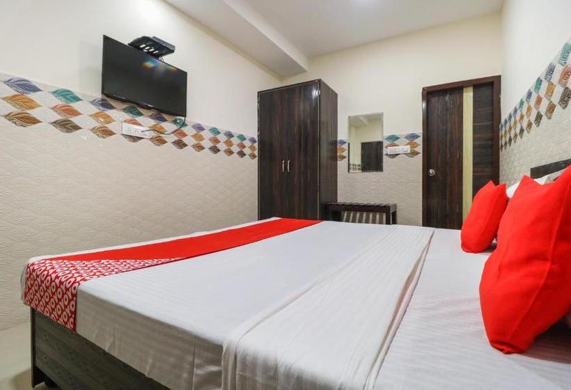 فندق Oyo 49095 K Fort