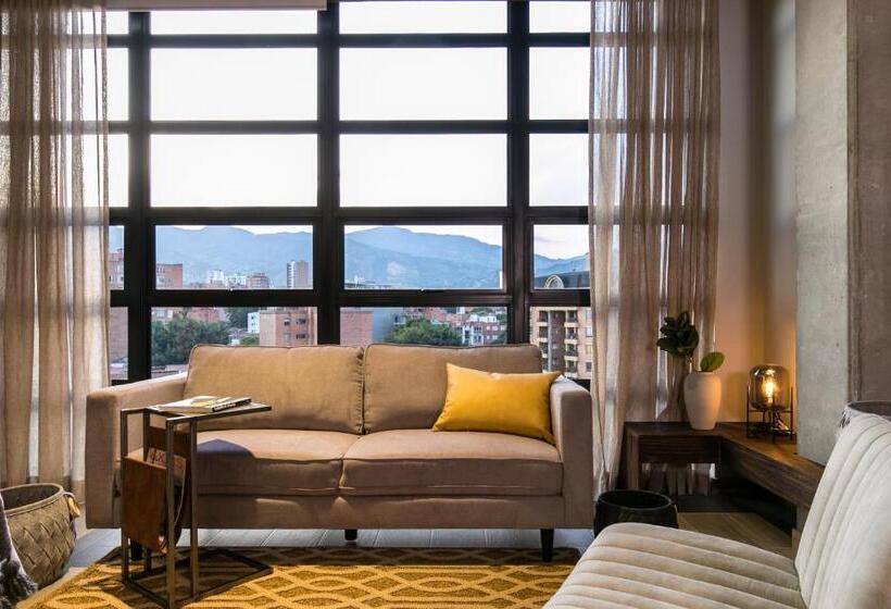 هتل Factory Lofts