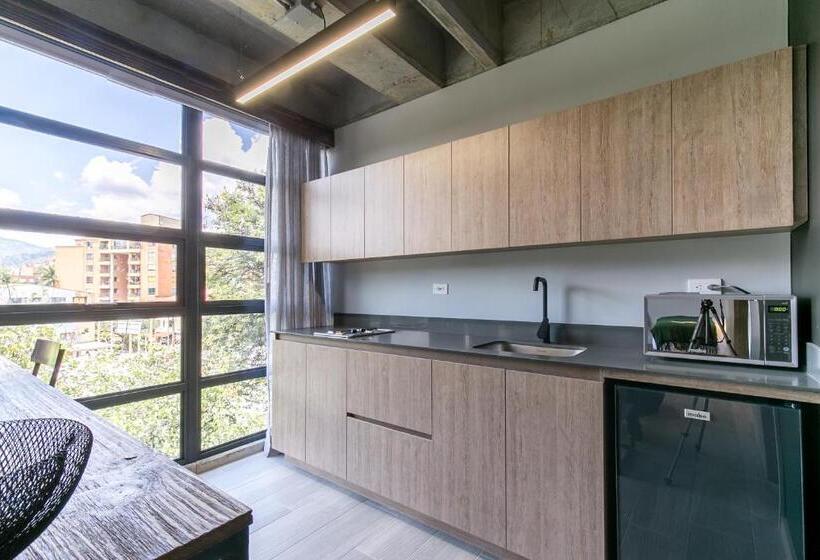 هتل Factory Lofts