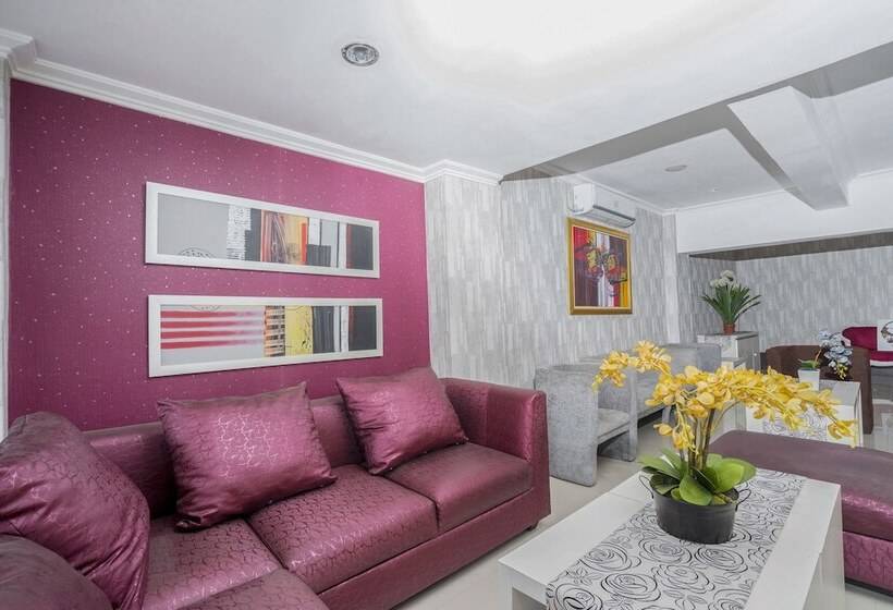 فندق Oyo 1411 Djakarta  Syariah